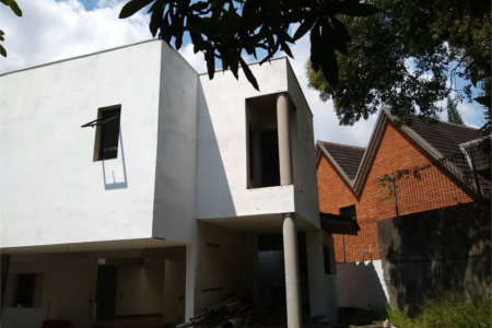 Sobrado à venda com 4 quartos, sendo 3 suítes, em Morumbi, São Paulo, SP