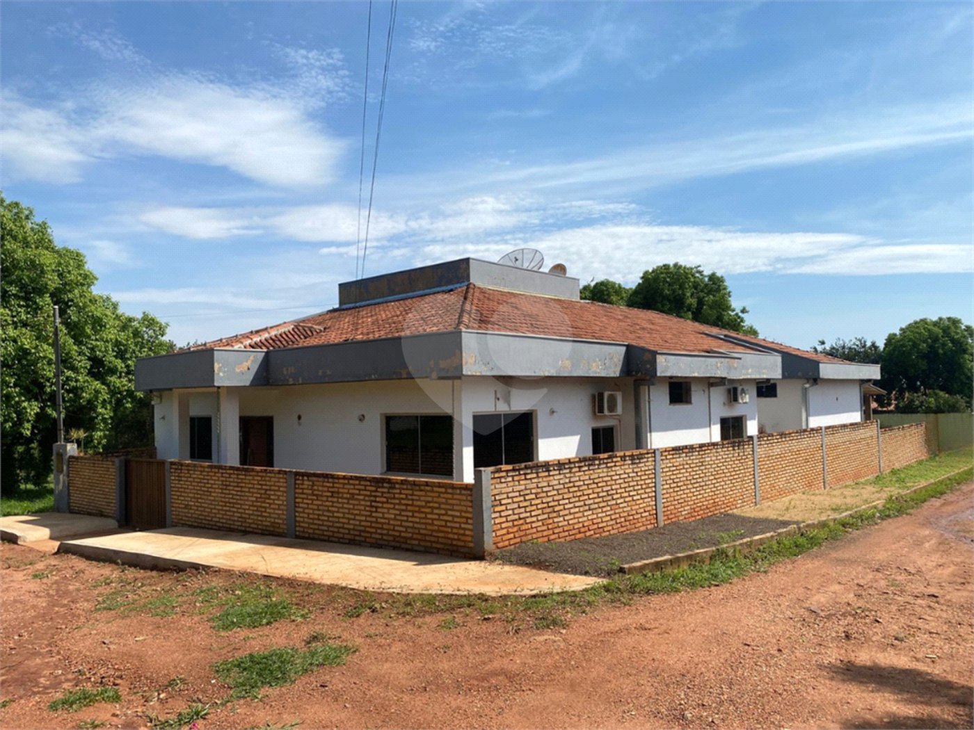 Casa à venda com 3 suítes no condomínio Itapema Iate Clube/ponta Pora-ms, Ponta Porã - MS