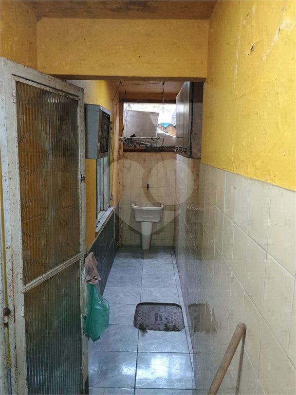 Casa à venda com 5 quartos, sendo 1 suíte, em Bangu, Rio de Janeiro, RJ