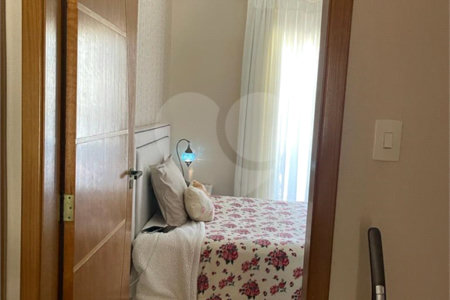 Casa à venda com 3 quartos, sendo 1 suíte, em Parque Vitória, São Paulo, SP