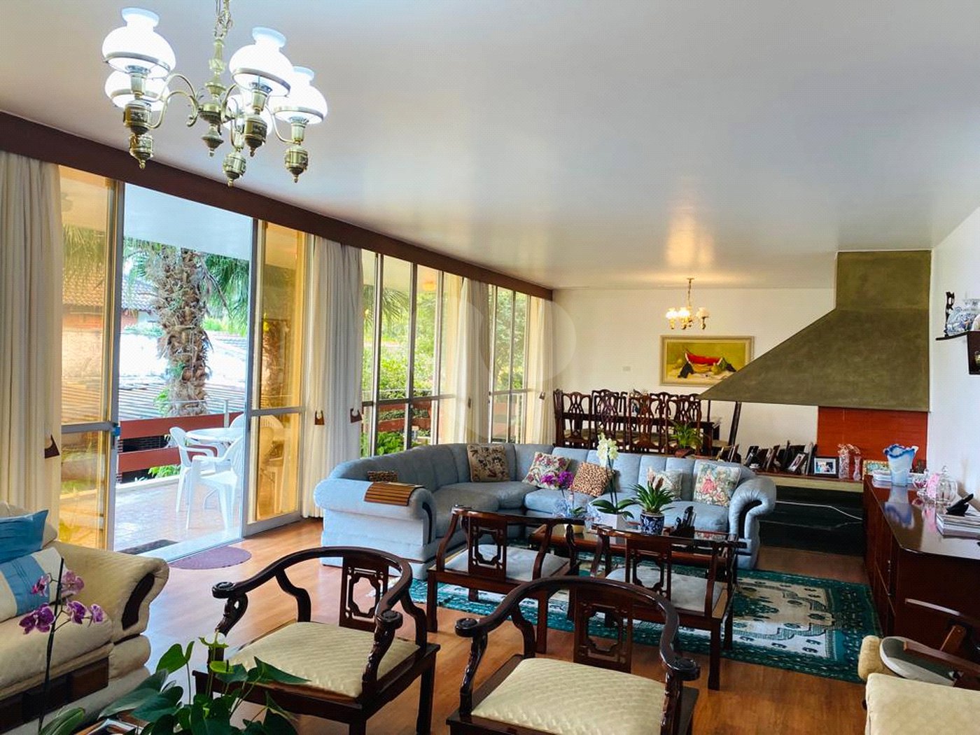 Casa à venda com 4 quartos, sendo 2 suítes, em Interlagos, São Paulo, SP