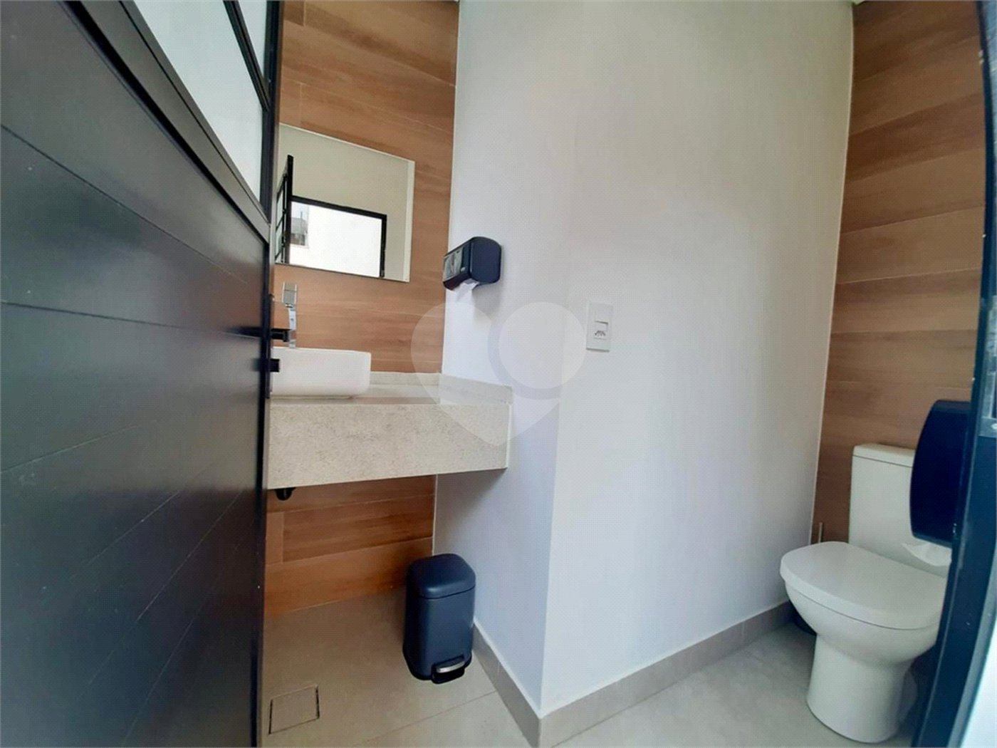 Apartamento para alugar com 3 quartos, sendo 1 suíte, em Vila Olímpia, São Paulo, SP