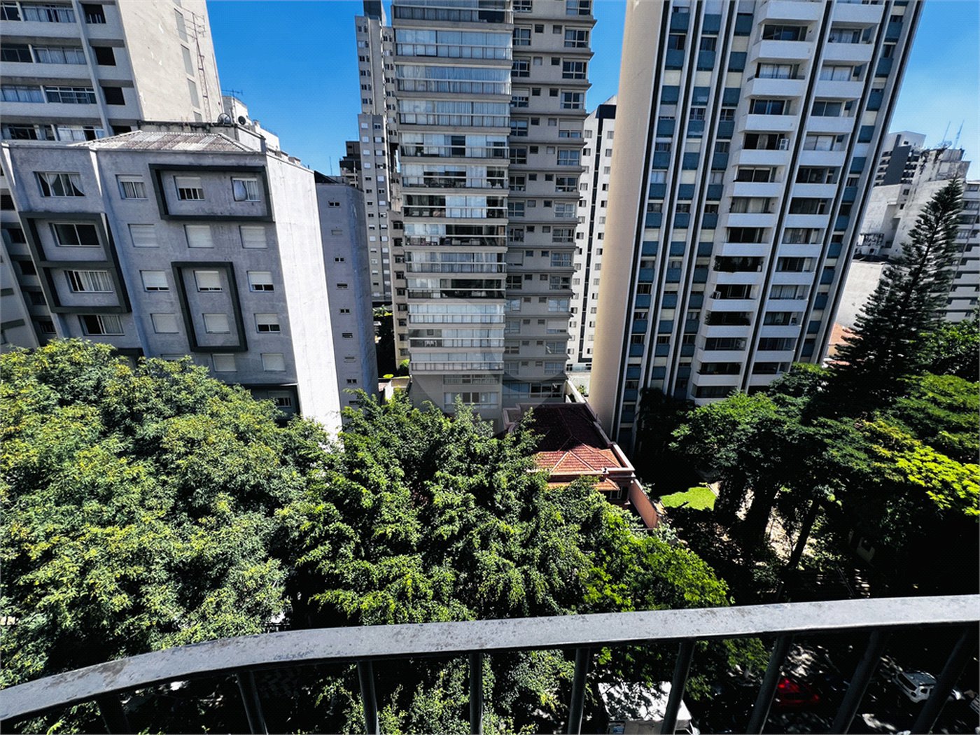 Apartamento à venda com 3 quartos, sendo 1 suíte, em Santa Cecília, São Paulo, SP