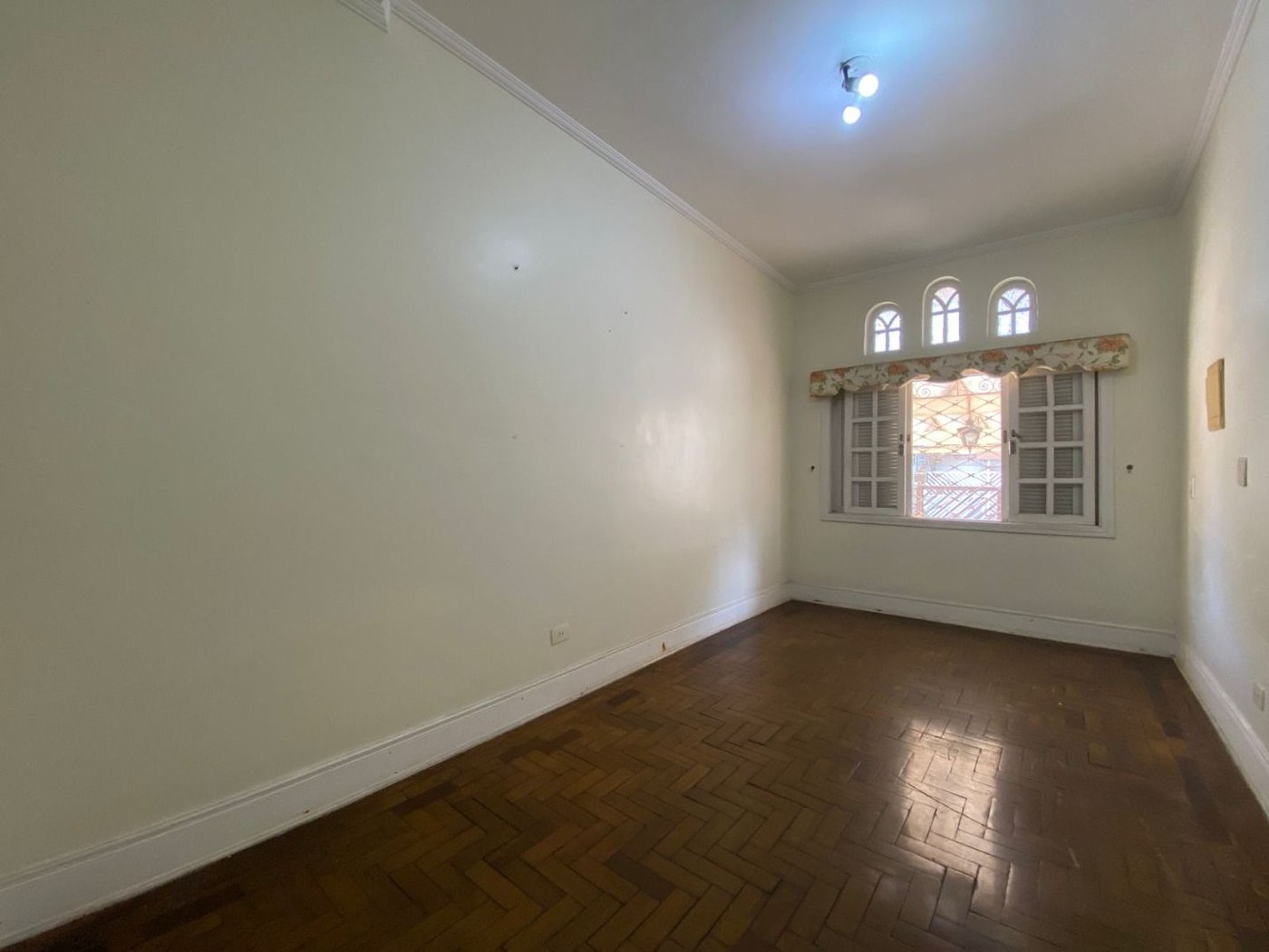 Casa com 3 dormitórios para alugar, 197 m² por R$ 8.500/mês - Embaré - Santos/SP