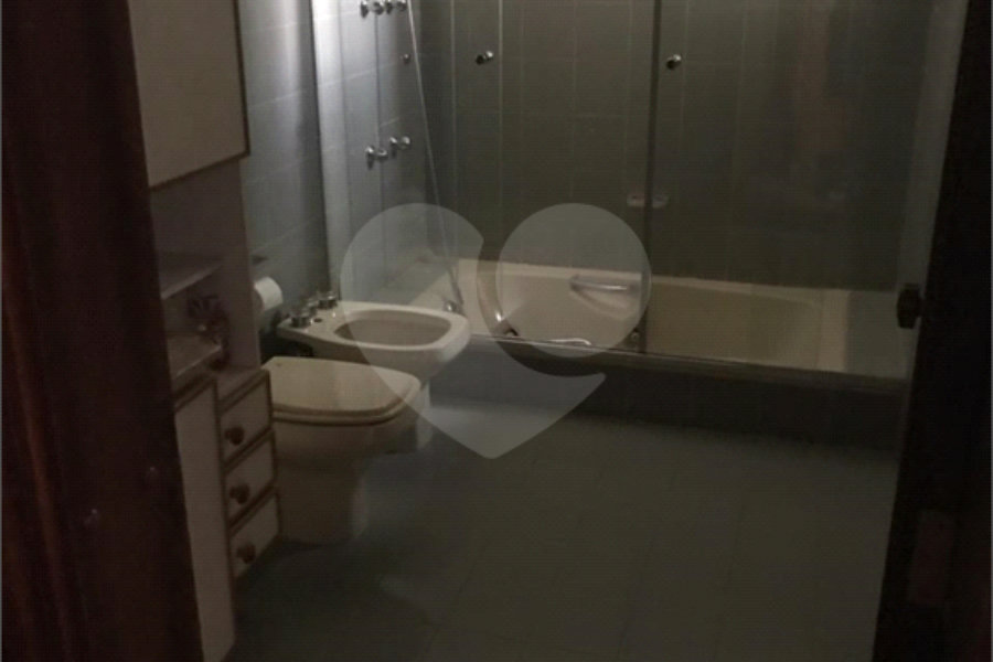 Casa à venda com 6 quartos, sendo 5 suítes, em Roseira, Mairiporã, SP