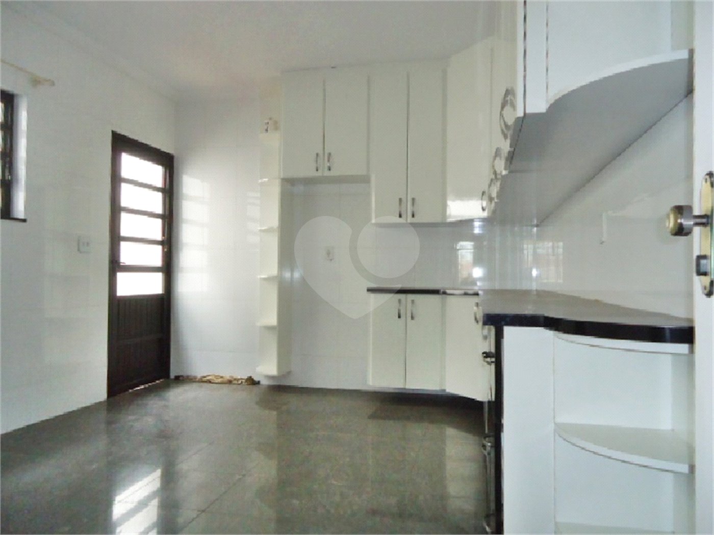 Sobrado à venda com 3 quartos em Vila Gustavo, São Paulo, SP