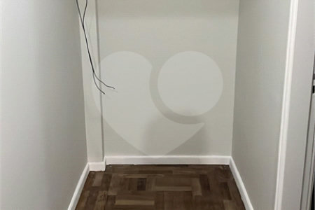 Apartamento à venda com 3 quartos, sendo 1 suíte, em Lapa, São Paulo, SP