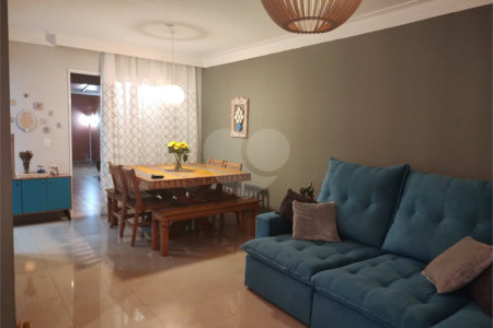 Casa à venda com 3 quartos, sendo 1 suíte,  no condomínio Bosques da Vila - Casa 3° Fase, Cotia - SP