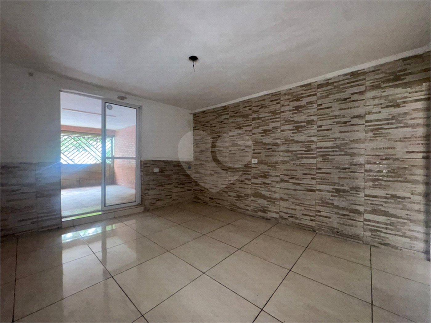 Sobrado à venda com 2 quartos em Vila Antonieta, São Paulo, SP