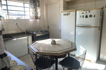 Casa Térrea à venda com 3 quartos, sendo 1 suíte, em Vila Romana, São Paulo, SP