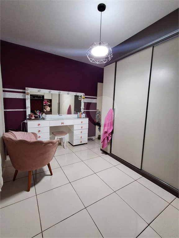Sobrado à venda com 3 quartos em Jardim Santa Clara, Guarulhos, SP