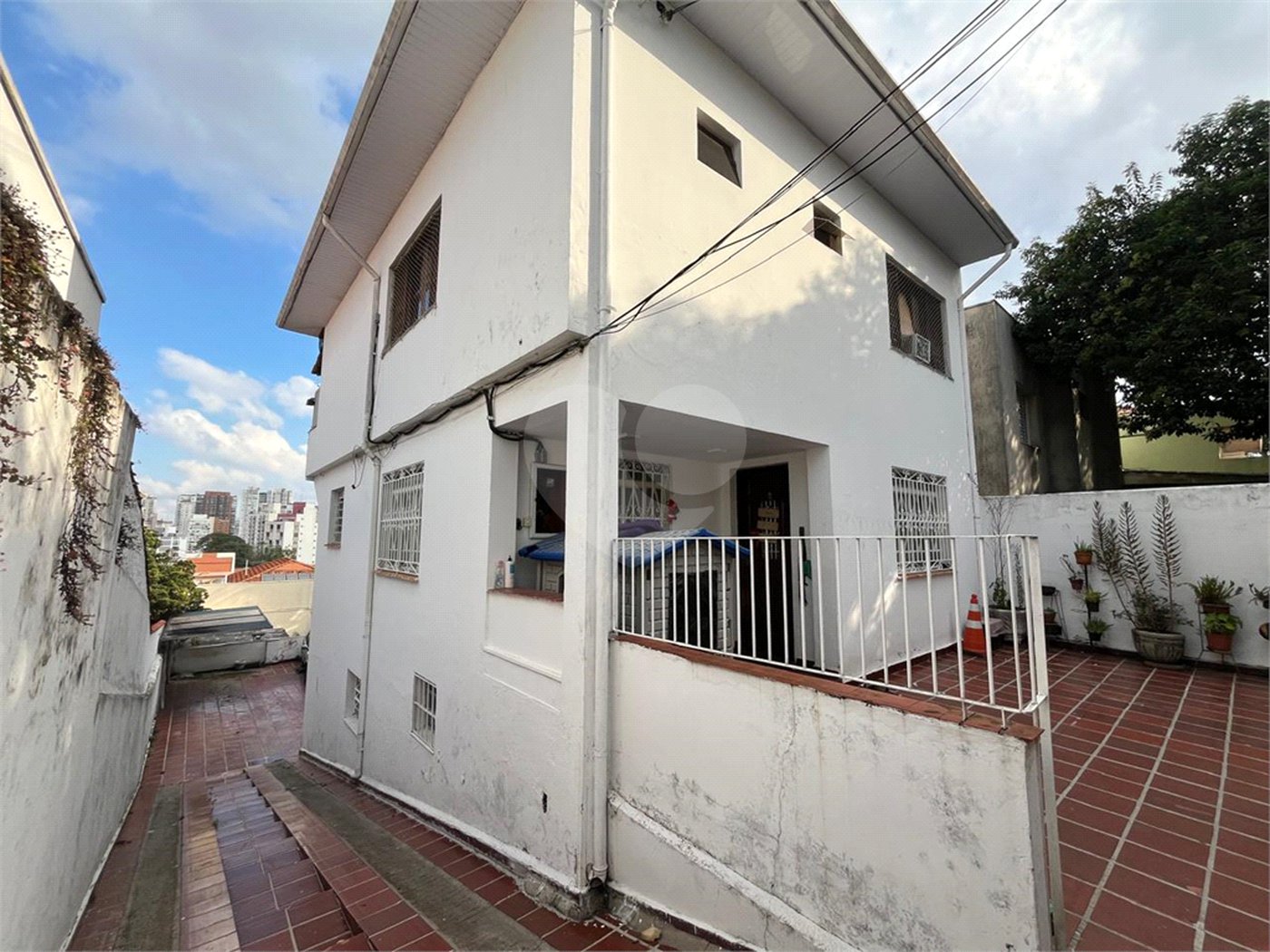 Sobrado à venda com 4 quartos, sendo 2 suítes,  em Vila Mariana, São Paulo, SP