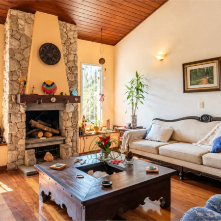 Casa à venda com 5 quartos, sendo 4 suítes, em Interlagos, São Paulo, SP
