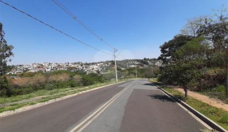 Terreno à venda com 1 suíte em Bosque, Vinhedo, SP