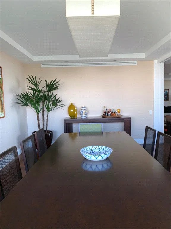 Apartamento à venda com 4 suítes em Vila Suzana, São Paulo, SP