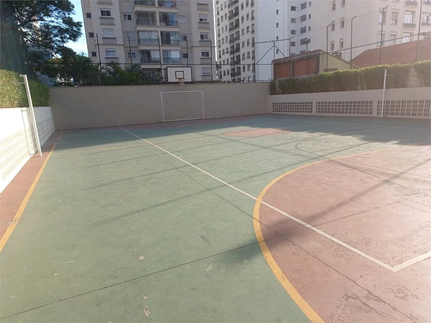 Apartamento à venda com 3 quartos, sendo 1 suíte, em Jardim das Acácias, São Paulo, SP
