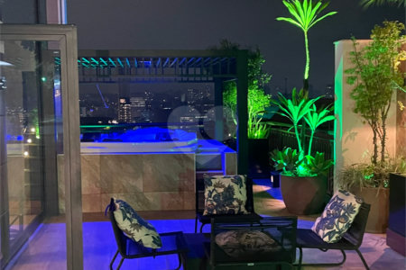 Cobertura à venda com 3 suítes em Jardim Vitória Régia, São Paulo, SP