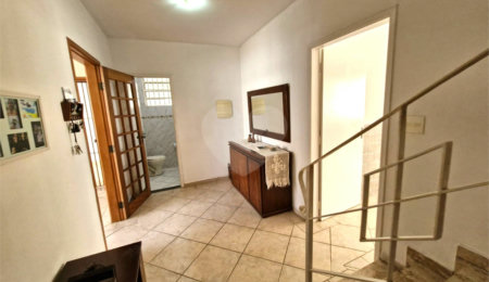 Casa à venda com 3 quartos, sendo 1 suíte,  em Granja Julieta, São Paulo, SP