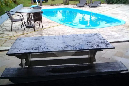 Chácara à venda com 3 quartos, sendo 1 suíte, no Centro, Araçoiaba da Serra, SP