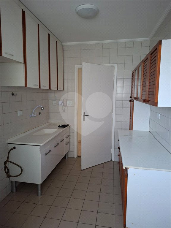 Apartamento à venda com 2 quartos em Parque Maria Domitila, São Paulo, SP