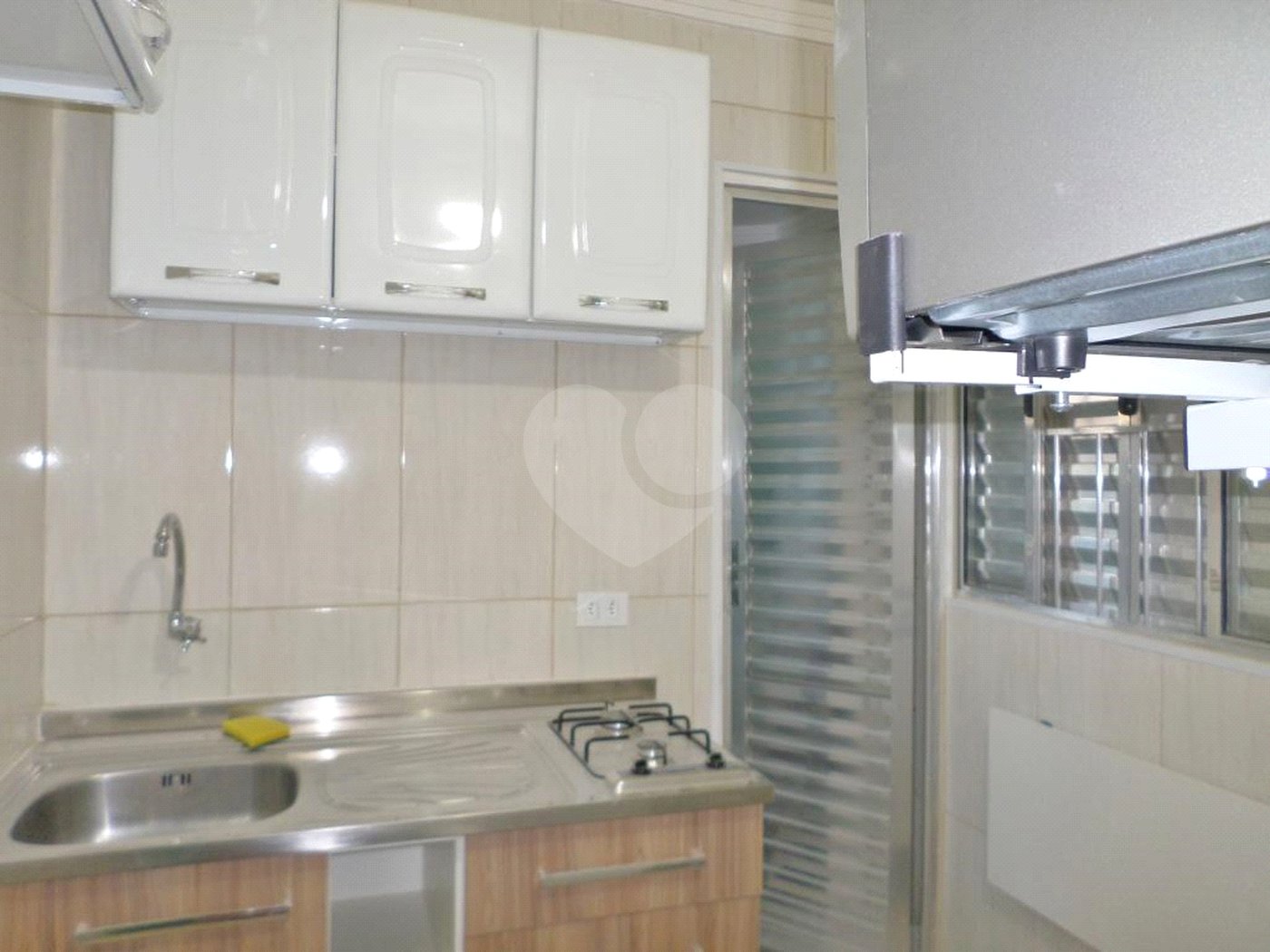 Casa à venda com 6 quartos, sendo 2 suítes,  em Vila Universitária, São Paulo, SP