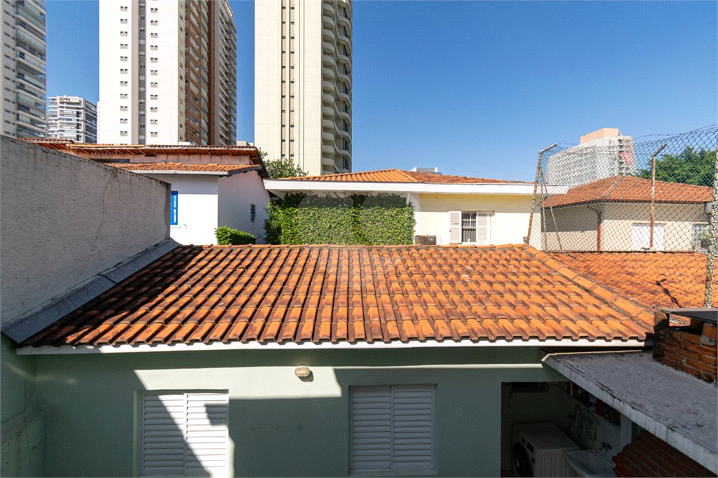 Sobrado à venda com 3 quartos, sendo 1 suíte, em Cidade Monções, São Paulo, SP
