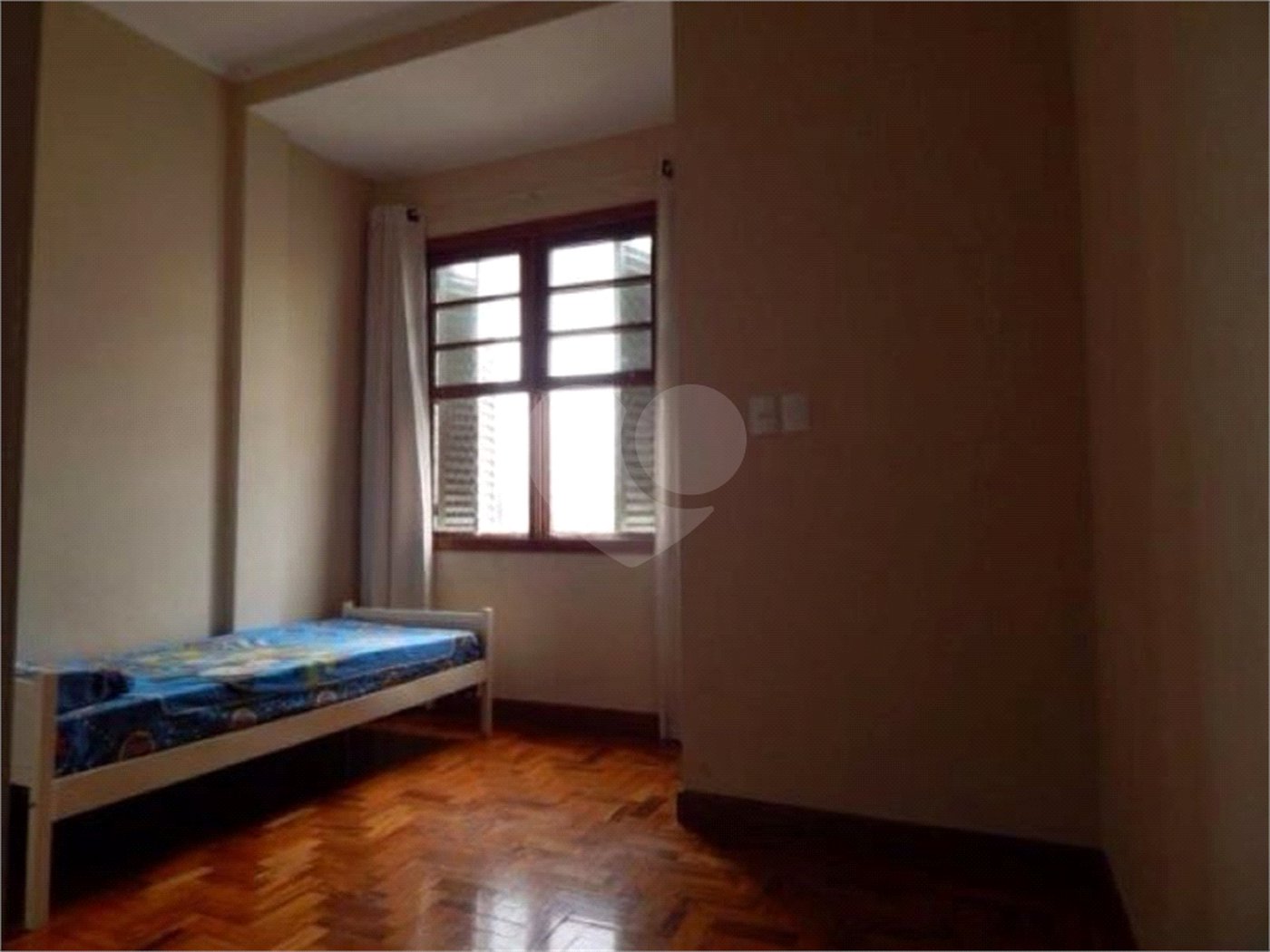 Apartamento à venda com 3 quartos, sendo 1 suíte,  em Aclimação, São Paulo, SP