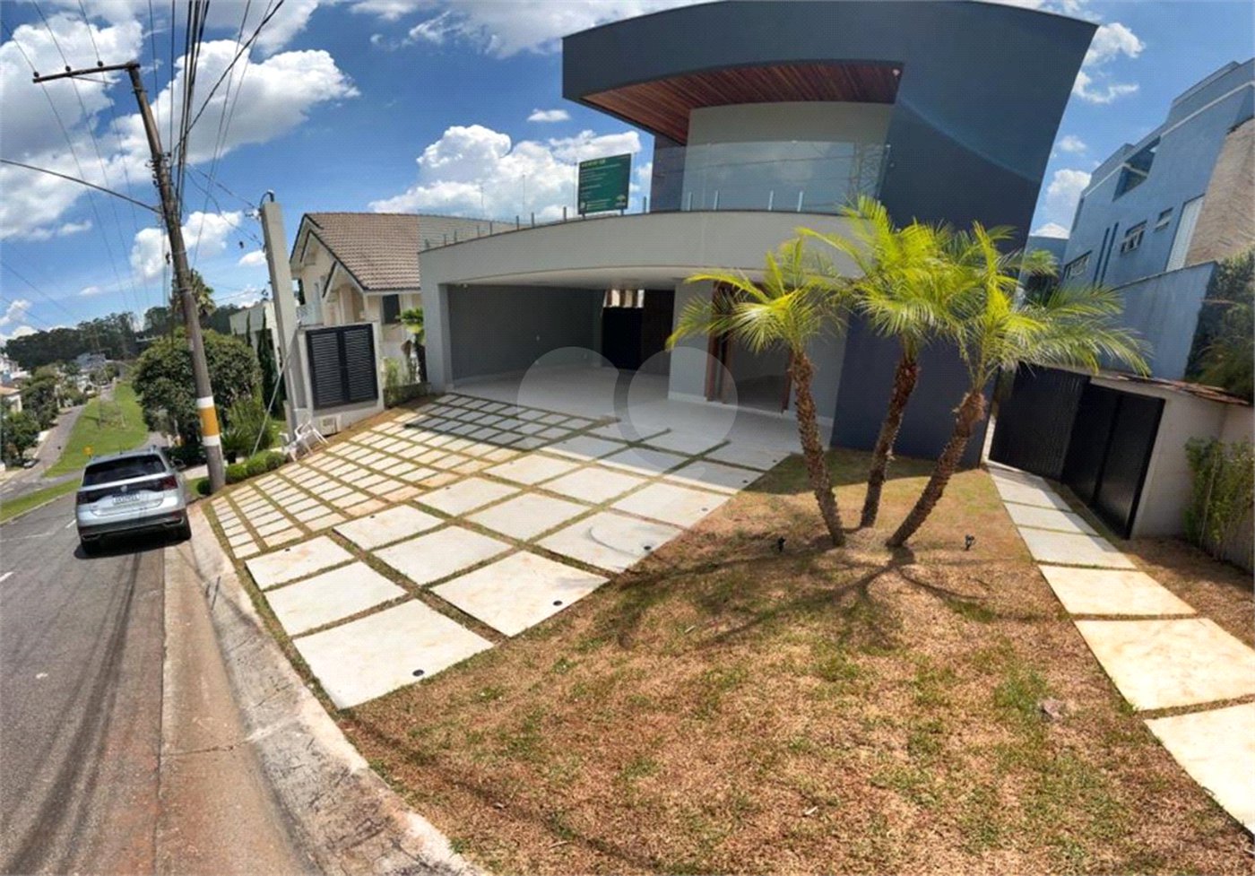 Casa à venda com 4 quartos, sendo 2 suítes, no condomínio Swiss Park, São Bernardo do Campo - SP