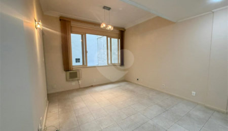 Apartamento à venda com 2 quartos, sendo 1 suíte,  em Leblon, Rio de Janeiro, RJ