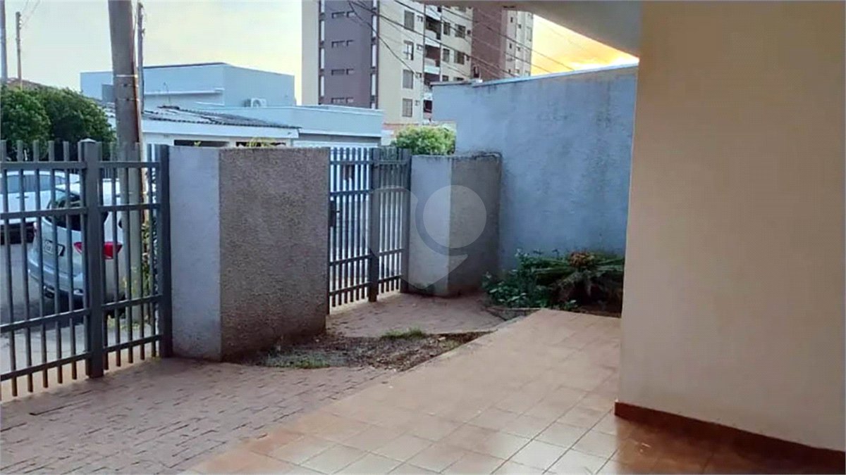 SOBRADO À VENDA E LOCAÇÃO | VILA HENRIQUE – SALTO/SP Residencial/Comercial