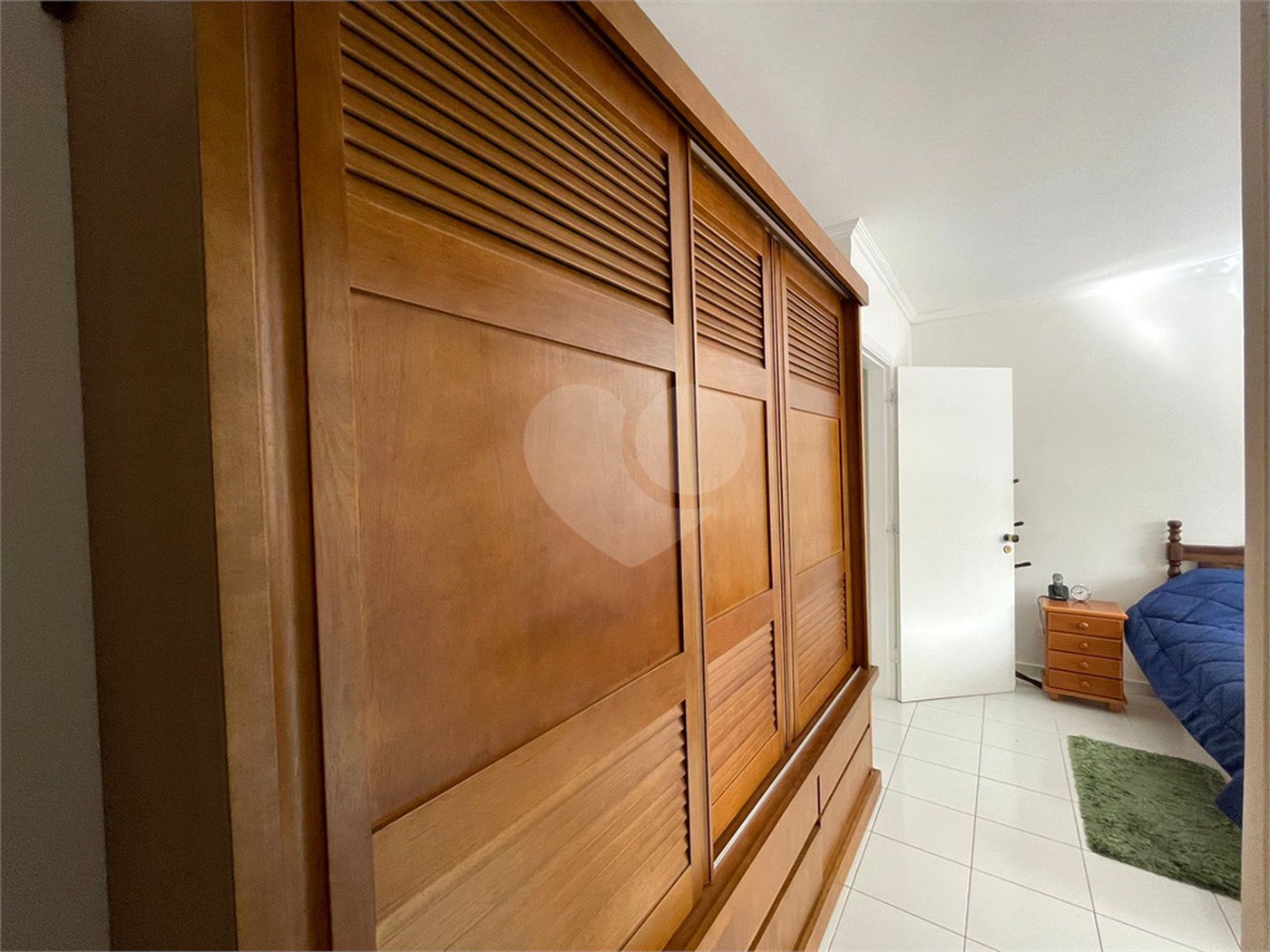 Sobrado à venda com 3 quartos, sendo 2 suítes, em Alto da Boa Vista, São Paulo, SP