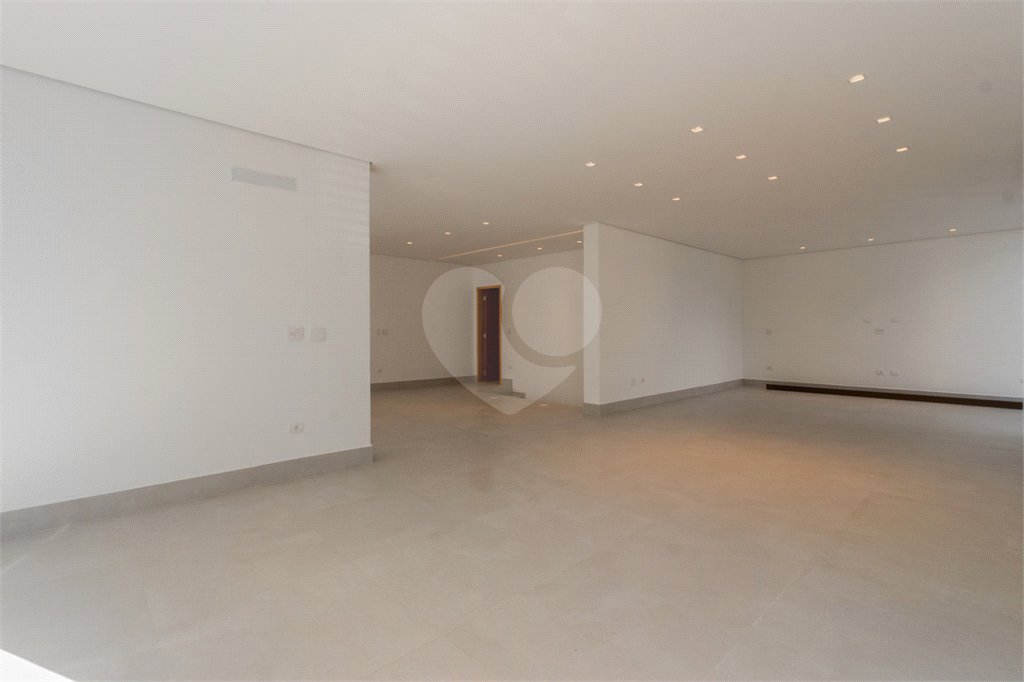 Casa à venda com 4 quartos, sendo 1 suíte, em Jardim Guedala, São Paulo, SP