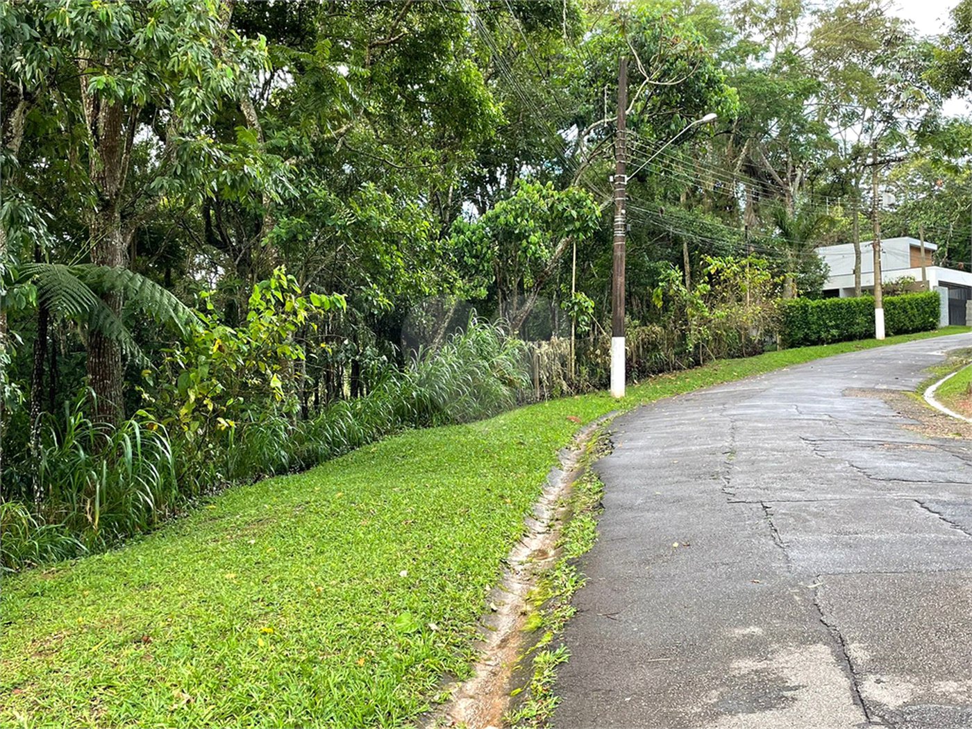 Terreno à venda no condomínio Associação Reserva das Hortênsias, Mairiporã - SP