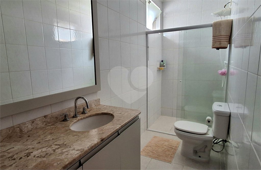 Casa à venda com 3 quartos, sendo 1 suíte, no condomínio Residencial Itatiba Country Club, Itatiba - SP