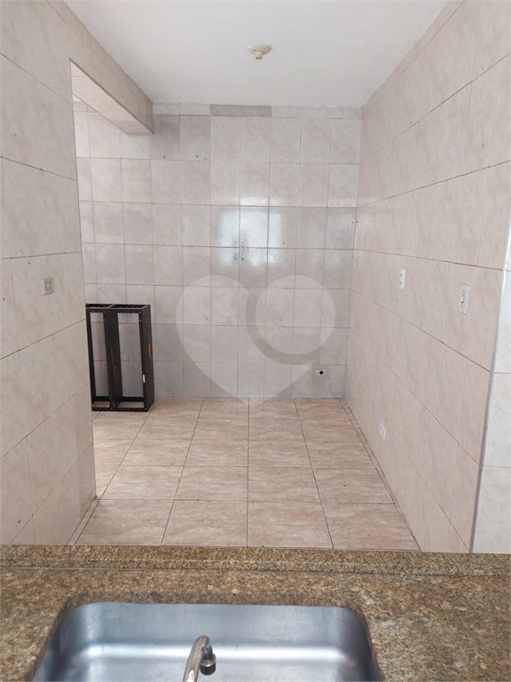 Casa à venda com 4 quartos, sendo 1 suíte, em Vila Pirajussara, São Paulo, SP