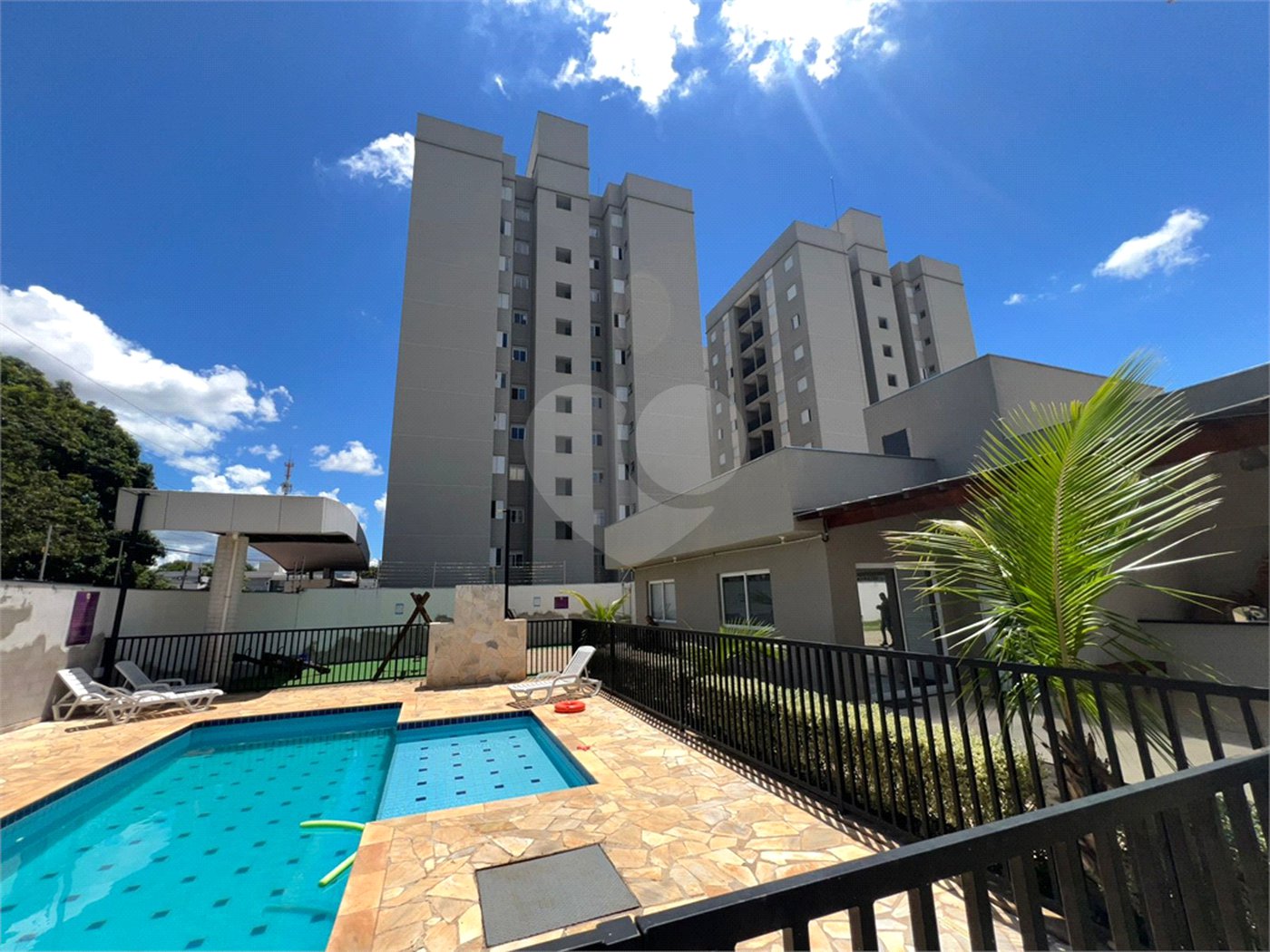 Apartamento à venda com 2 quartos, sendo 1 suíte, em Caguassu, Sorocaba, SP