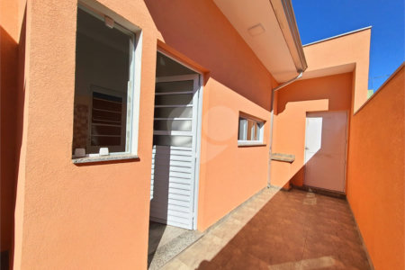Casa à venda com 3 quartos, sendo 1 suíte,  no condomínio Residencial Reserva das Paineiras, Itapetininga - SP