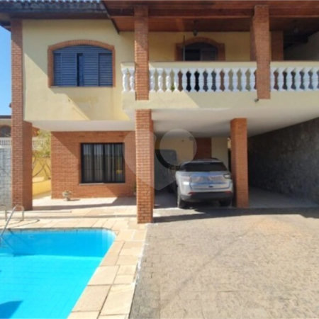 Casa à venda com 3 quartos, sendo 1 suíte,  em Jardim Santa Rosália, Sorocaba, SP