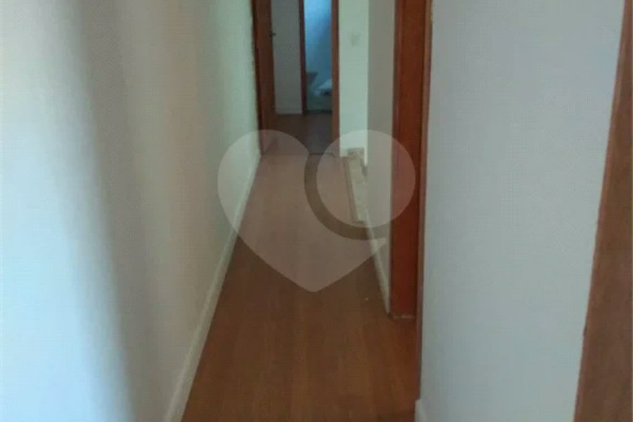 Casa à venda com 3 suítes no condomínio Severino Coelho, São Paulo - SP