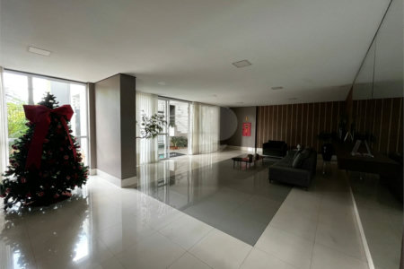 Apartamento à venda com 3 quartos, sendo 2 suítes, em Cidade Alta, Cuiabá, MT