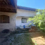 CASA LINEAR PRECISANDO DE REFORMA, 2 QUARTOS COM SUÍTE À VENDA, 121M² DE AREA CONSTRUIDA- CAMPO GRANDE