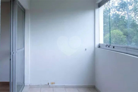 Apartamento à venda com 3 quartos, sendo 1 suíte, em Jardim Ampliação, São Paulo, SP