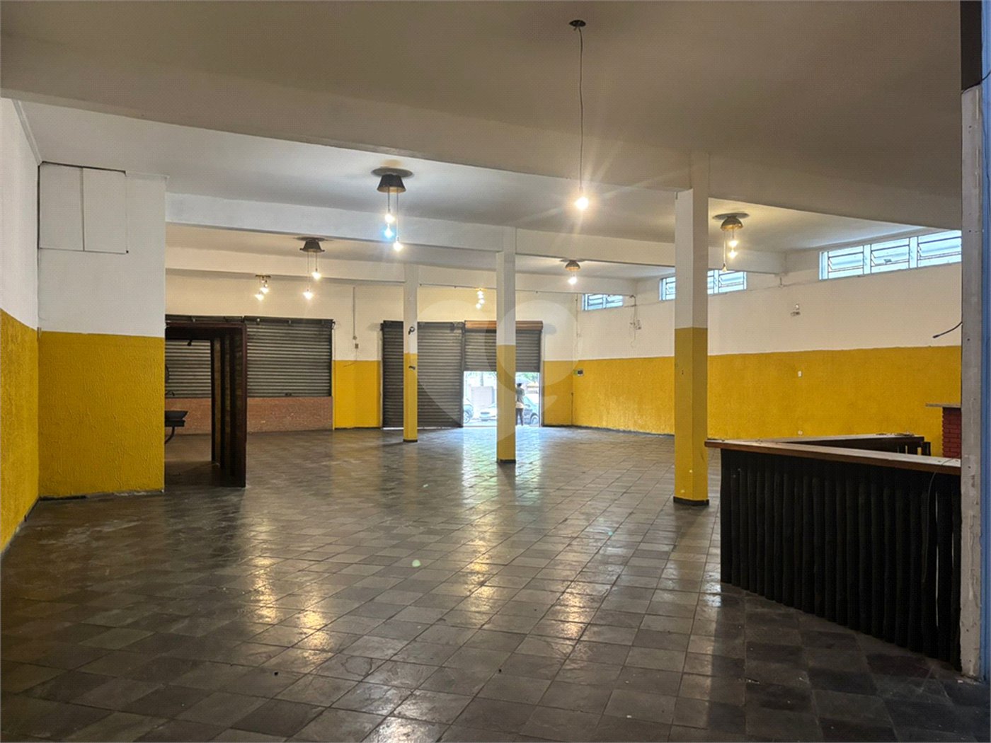 Salão para alugar em Vila Monteiro, Poá, SP
