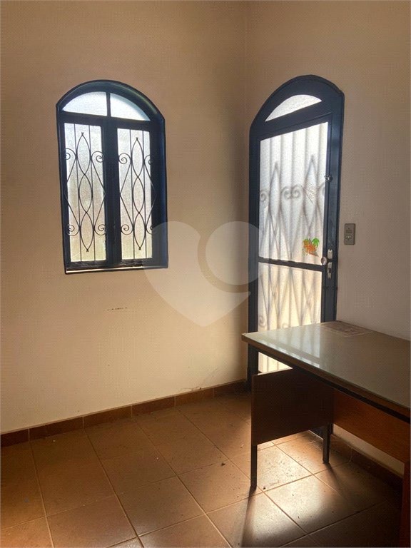 Casa à venda com 4 suítes em Vila Harmonia, Araraquara, SP