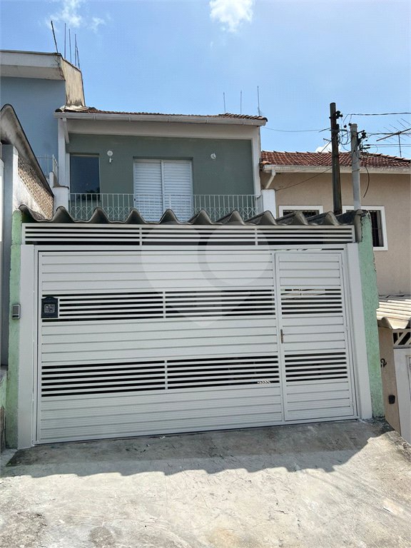 Sobrado à venda com 3 quartos, sendo 1 suíte, em Vila Mazzei, São Paulo, SP