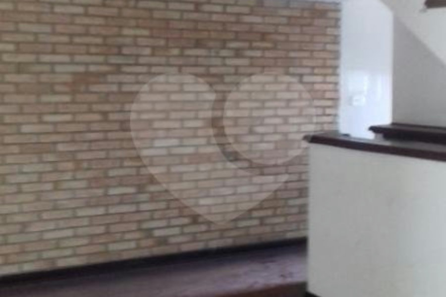 Sobrado à venda com 3 quartos, sendo 1 suíte,  em Vila Pereira Barreto, São Paulo, SP