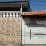 Casa à venda com 3 quartos, sendo 1 suíte, em Taba Marajoara, Suzano, SP