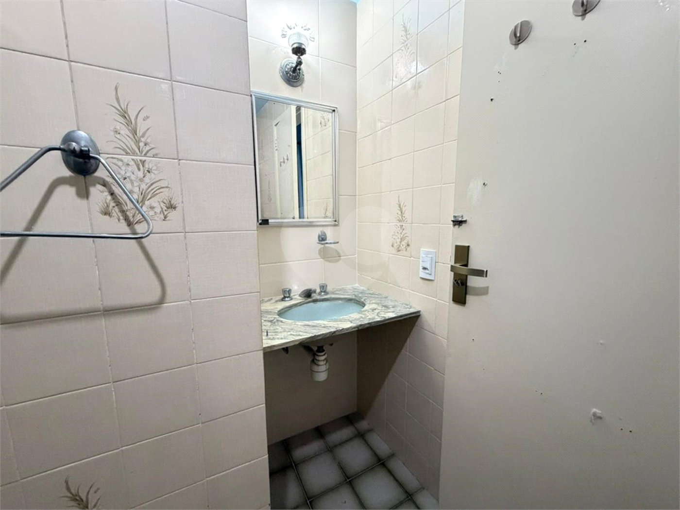 Apartamento à venda com 2 quartos, sendo 1 suíte,  em Tijuca, Rio de Janeiro, RJ