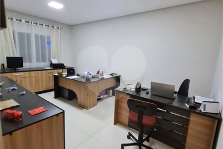 Casa à venda com 4 quartos, sendo 3 suítes,  em Jardim Vera Regina, Campo Limpo Paulista, SP