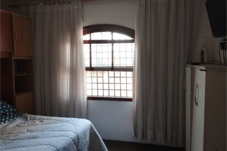 Sobrado à venda com 4 quartos, sendo 2 suítes, em Santa Teresinha, São Paulo, SP